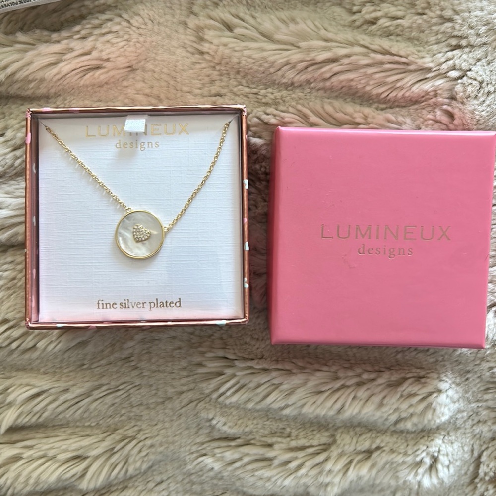 Lumineux Designs Gold Necklace With Heart Detail